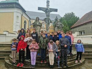 Uczniowie z Goczałkowa na pielgrzymce w Legnicy, Polkowicach i Grodowcu