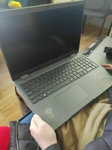 Uczniowie z „Czwórki” z laptopami