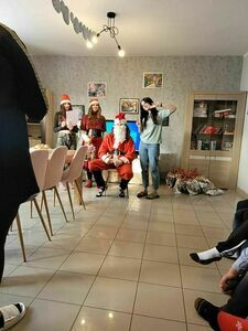 Mikołajkowa wizyta w Domu Dziecka w Wałbrzychu