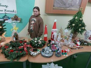 Szkolny kiermasz bożonarodzeniowy w Jaroszowie  