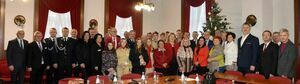 Wspólne zdjęcie uczestników sesji Rady Miejskiej w Strzegomiu, która odbyła się 6 grudnia br.