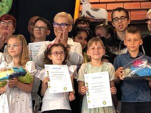 Zuzanna Rychel laureatką konkursu plastycznego „Wymarzone wakacje z mamą”