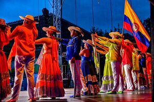 Piątkowy koncert festiwalowy „Folklor łączy ludzi”