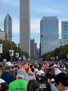Przemysław Kubiak ze Strzegomia pobiegł w maratonie w Chicago