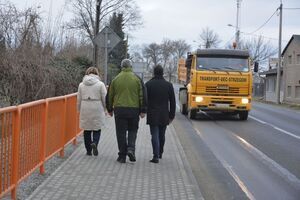 Budowa ważnego chodnika w Rogoźnicy zakończona