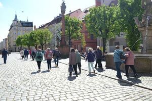 Seniorzy z Polski i Czech wspólnie odkrywają Świdnicę w ramach projektu „Poznáváme pohraničí / Poznajemy pogranicze”