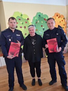 Niecodzienna wizyta funkcjonariuszy policji w jaroszowskiej szkole