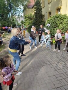 „Kochana Mamo, Kochany Tato” – Piknik Rodzinny w Publicznym Przedszkolu nr 4 im. Pszczółki Mai w Strzegomiu