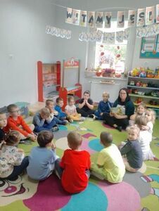 Dzień Głośnego Czytania w PSP w Olszanach 