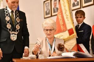 Krystyna Rynkiewicz Honorowym Obywatelem Strzegomia 