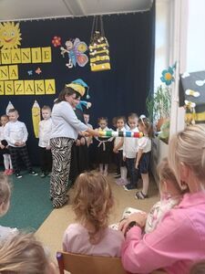 Uroczystość Pasowania na Starszaka w Publicznym Przedszkolu nr 4 im. Pszczółki Mai w Strzegomiu