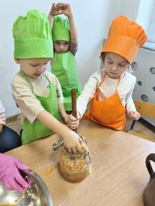 Jesienna spiżarnia przedszkolaków ze Stanowic