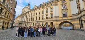 Uczniowie z Jaroszowa na wycieczce we Wrocławiu