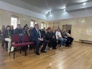 Pierwszaki z Jaroszowa już po uroczystym Pasowaniu 