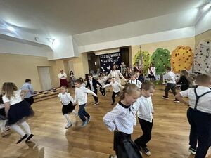 Pierwszaki z Jaroszowa już po uroczystym Pasowaniu 