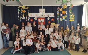 Narodowe Święto Niepodległości w Publicznym Przedszkolu nr 4 im. Pszczółki Mai  w Strzegomiu