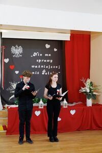 Nie ma sprawy ważniejszej niż Polska – akademia z okazji Narodowego Święta Niepodległości w ZSP w Jaroszowie