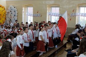 Nie ma sprawy ważniejszej niż Polska – akademia z okazji Narodowego Święta Niepodległości w ZSP w Jaroszowie