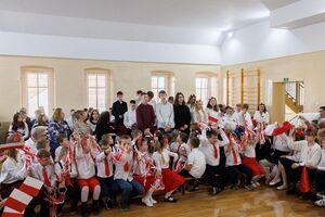 Nie ma sprawy ważniejszej niż Polska – akademia z okazji Narodowego Święta Niepodległości w ZSP w Jaroszowie