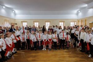 Nie ma sprawy ważniejszej niż Polska – akademia z okazji Narodowego Święta Niepodległości w ZSP w Jaroszowie