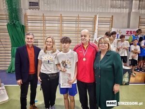 Mikołajkowy turniej szkół specjalnych: rywalizacja, nagrody i wspólna radość