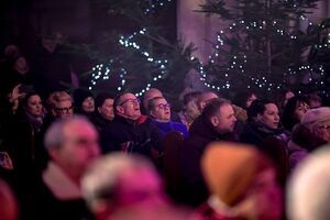„Dzień jeden w roku” w wyjątkowej oprawie. Czerwone Gitary oczarowały Strzegom