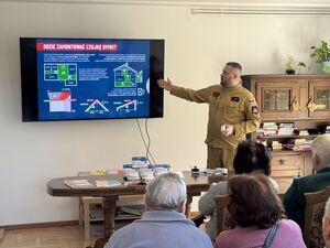 Wizyta strażaka w naszym Dziennym Domu Pomocy