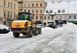 Odśnieżanie miasta.