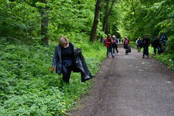 Sukces II edycji Sprzątnijmy Park Książański