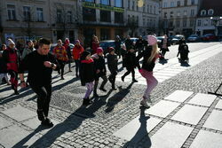 Uczestnicy akcji  One Billion Rising (Nazywam się Miliard)