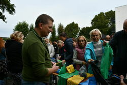 Uczestnicy akcji Posprzątajmy Świebodzice