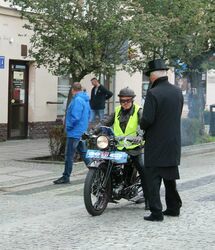 Porwadzący z uczestnikami