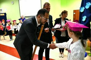 Pasowanie na ucznia w Szkole Podstawowej Integracyjnej im. Henryka Sienkiewicza w Świebodzicach