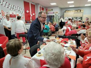 Patriotycznie u seniorów z Klubu Senior+