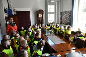 Przedszkolaki z Chatki Puchatka z wizytą u Burmistrza