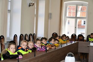 Przedszkolaki z Chatki Puchatka z wizytą u Burmistrza