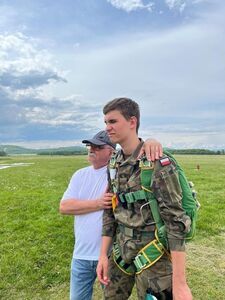 Szkolenie spadochronowe na Gminnym Lotnisku w Świebodzicach