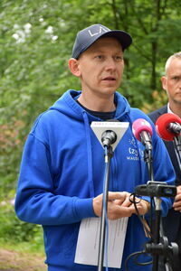 briefing prasowy dotyczący akcji Sprzątnijmy Park Książański 5