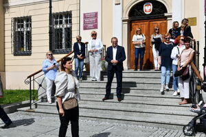 Uczniowie zatańczyli Poloneza