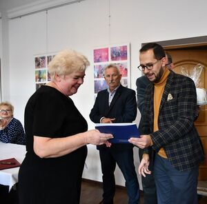 Wręczenie nagród laureatom konkursu pn. Najładniejsze okno, balkon, posesja