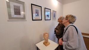 Rzeźby Romana Borowicza w Miejskim Domu Kultury