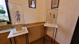 Rzeźby Romana Borowicza w Miejskim Domu Kultury