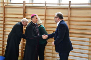 Szkoła Podstawowa nr 4 w Świebodzicach przygotowała piękne misterium