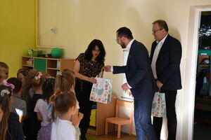 Wielkanocny zajączek odwiedził świebodzickie przedszkolaki