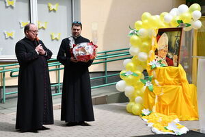 Uroczyste obchody 20-lecia nadania imienia Jana Pawła II Przedszkolu nr 2