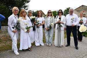 Kobiety dla kobiet przeciw wojnie