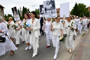 Kobiety dla kobiet przeciw wojnie