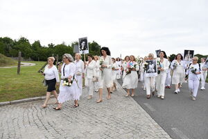 Kobiety dla kobiet przeciw wojnie