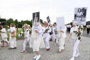 Kobiety dla kobiet przeciw wojnie