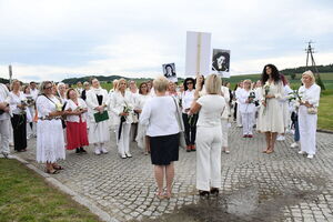 Kobiety dla kobiet przeciw wojnie